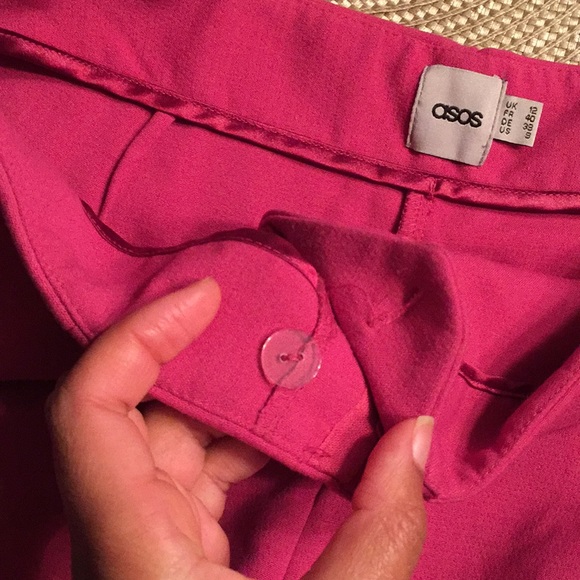 Berry colored ASOS shorts size 8 US never worn - Picture 7 of 7